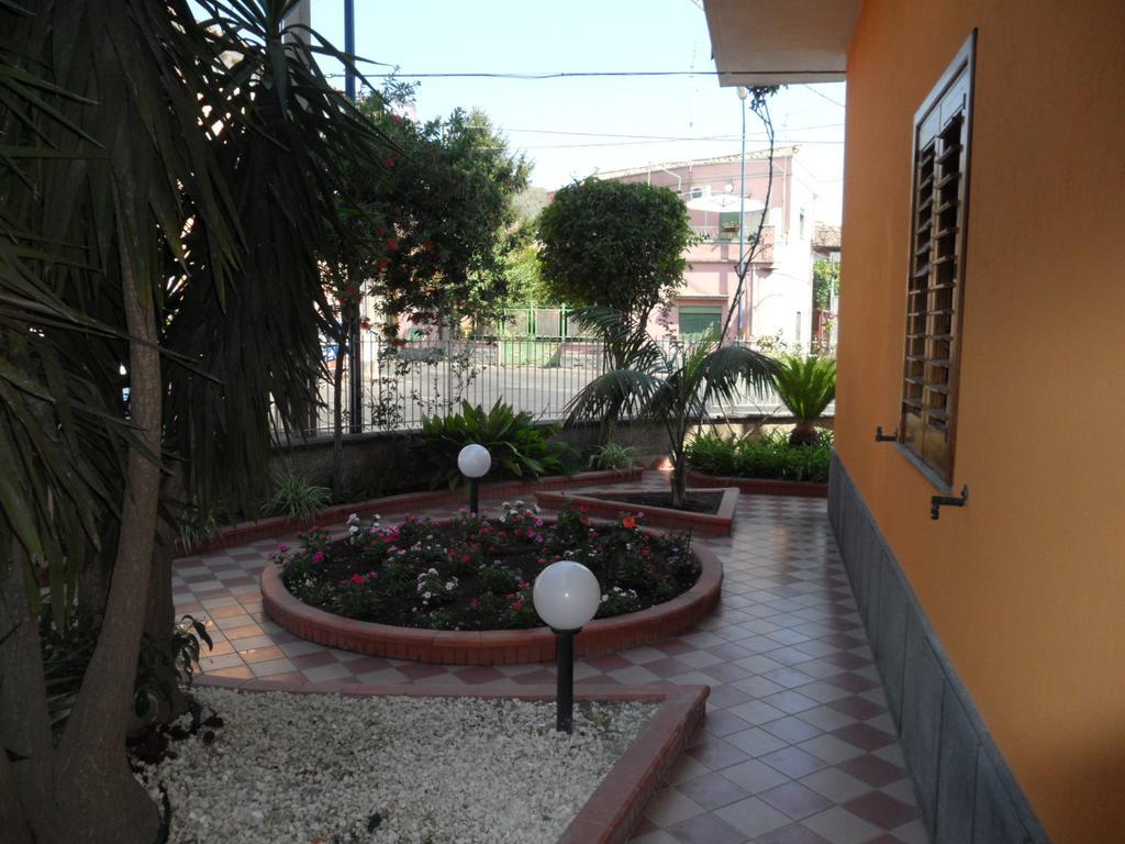 Il B&B Maison Graziella Viagrande Kültér fotó