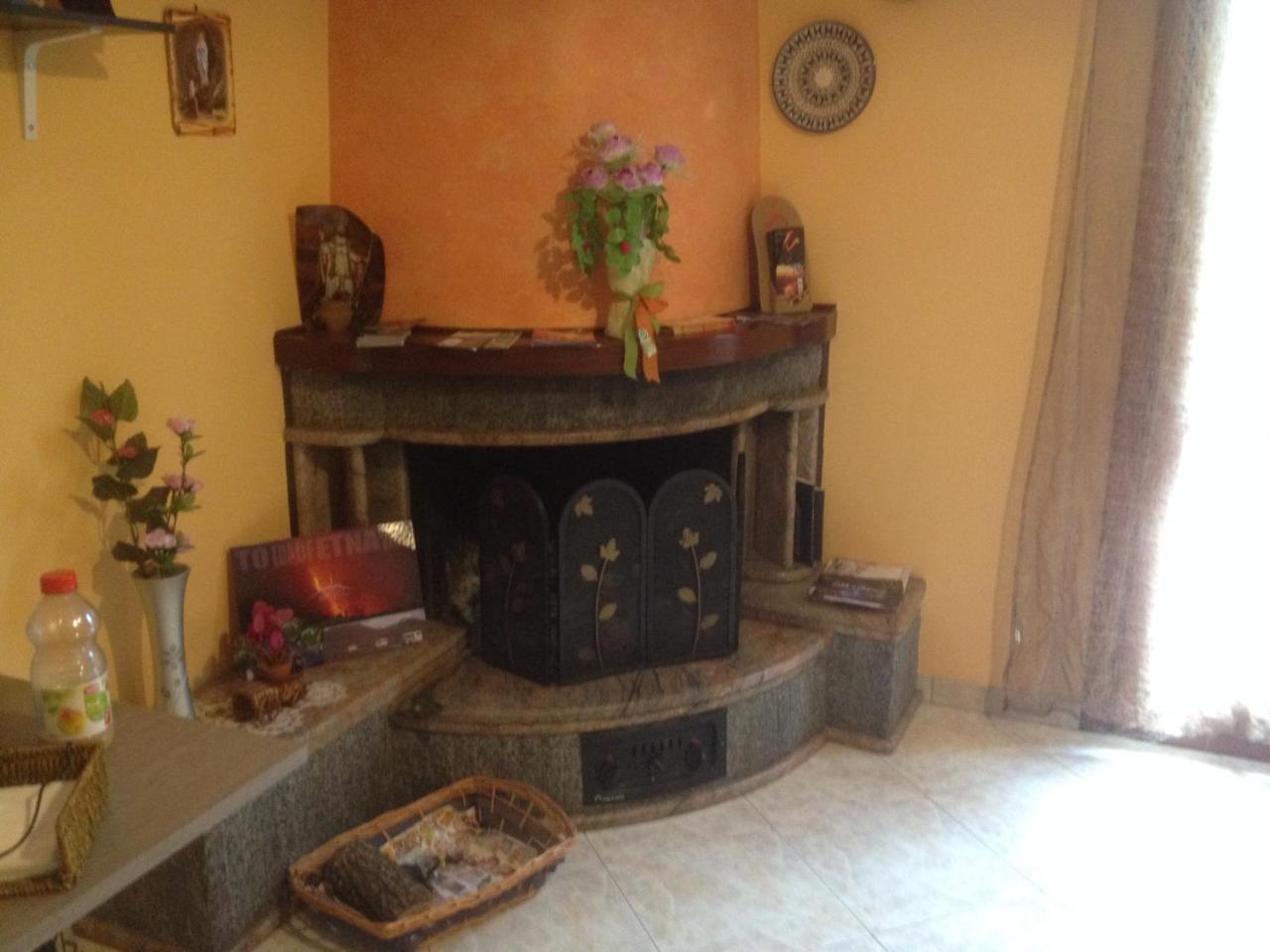 Il B&B Maison Graziella Viagrande Kültér fotó
