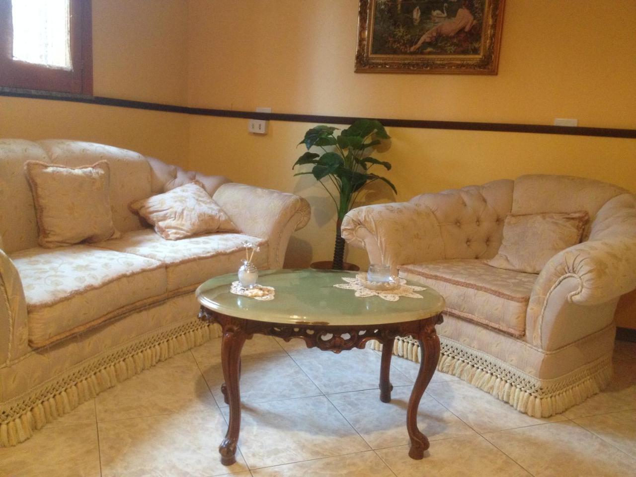 Il B&B Maison Graziella Viagrande Kültér fotó